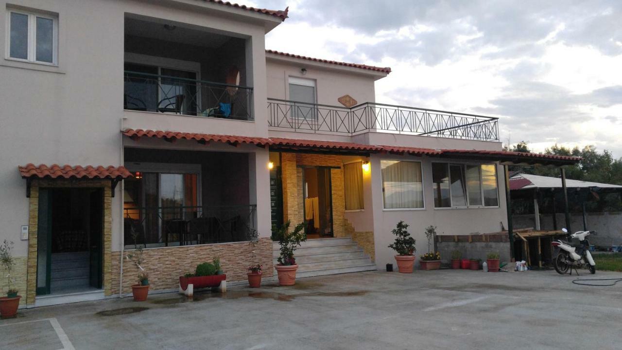 Avantis Apartments Perivolia (Evia) Exterior foto